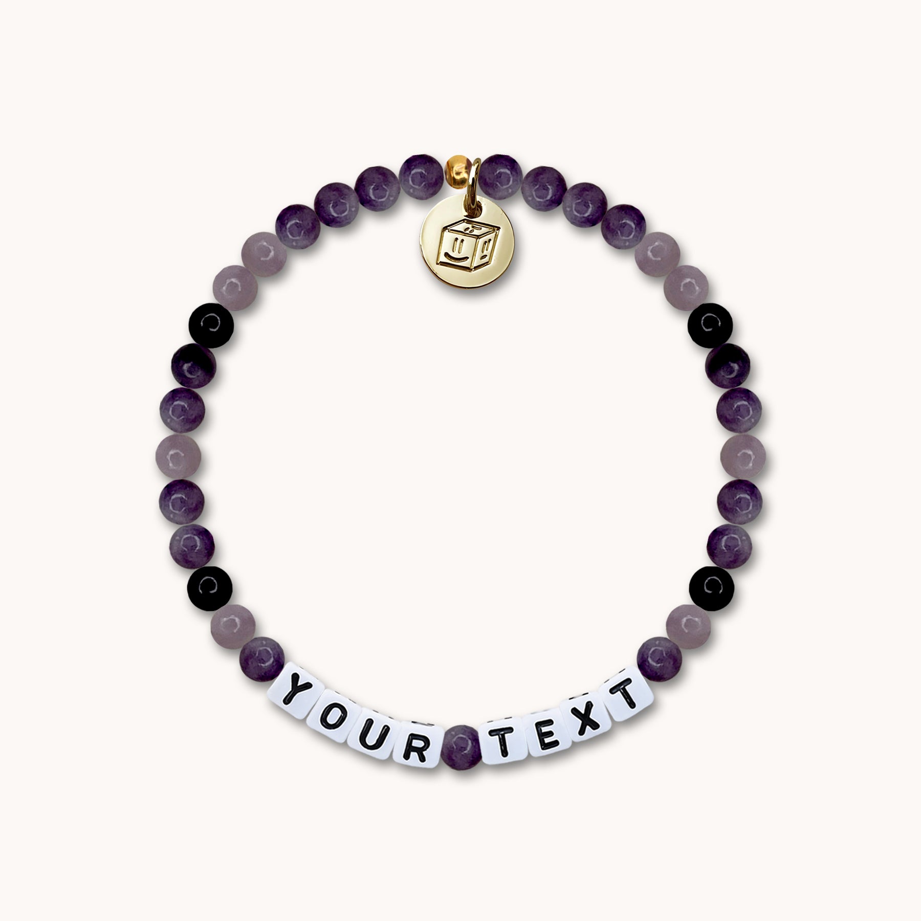 Purple Aura – Dein Wunschtext in Perlen