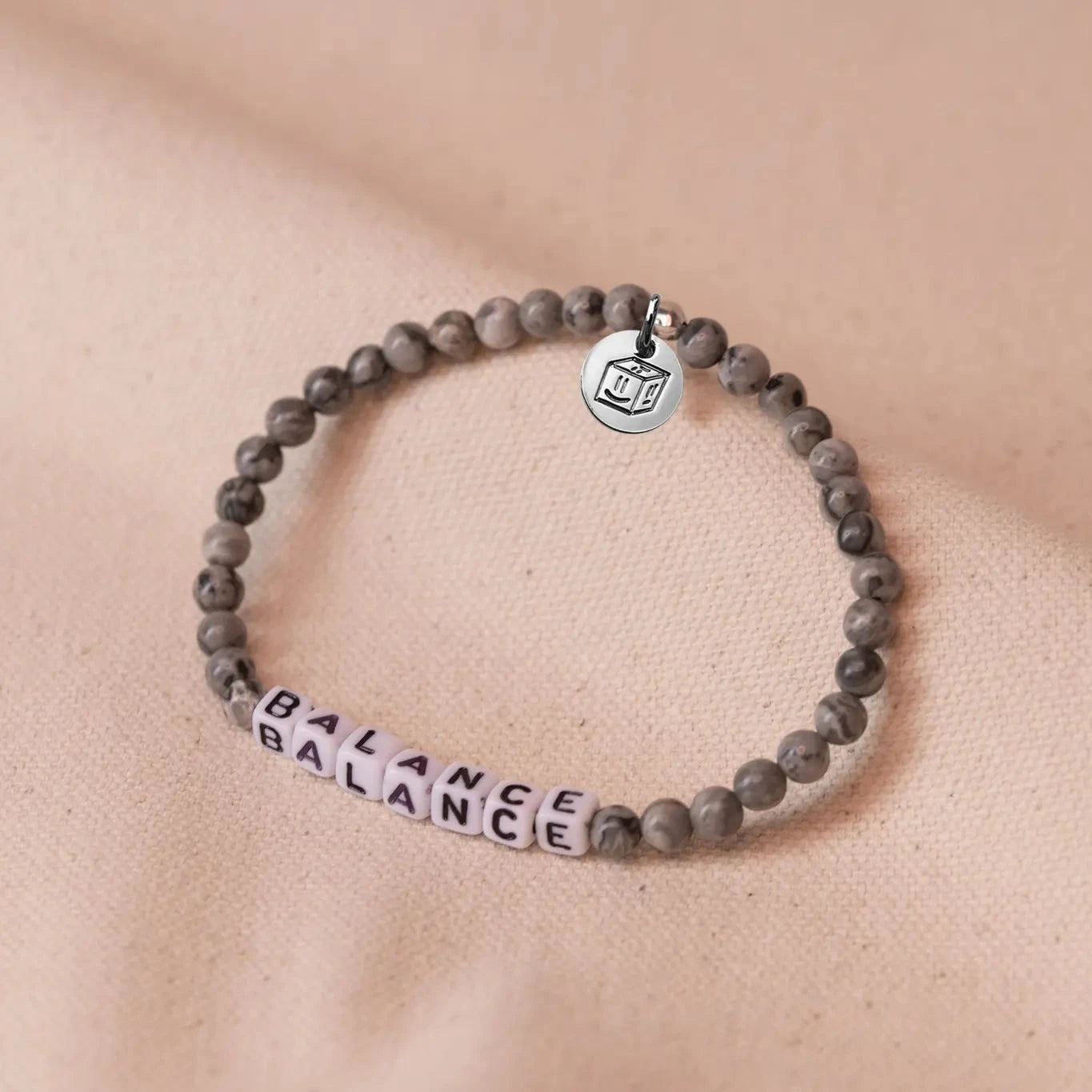 Graystone – Armband mit Buchstaben